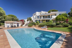 Extravagant Vale do Lobo Villa - 5 Bedrooms - Villa Bispo Deluxe - Great Pool Area - Short Drive to Centre